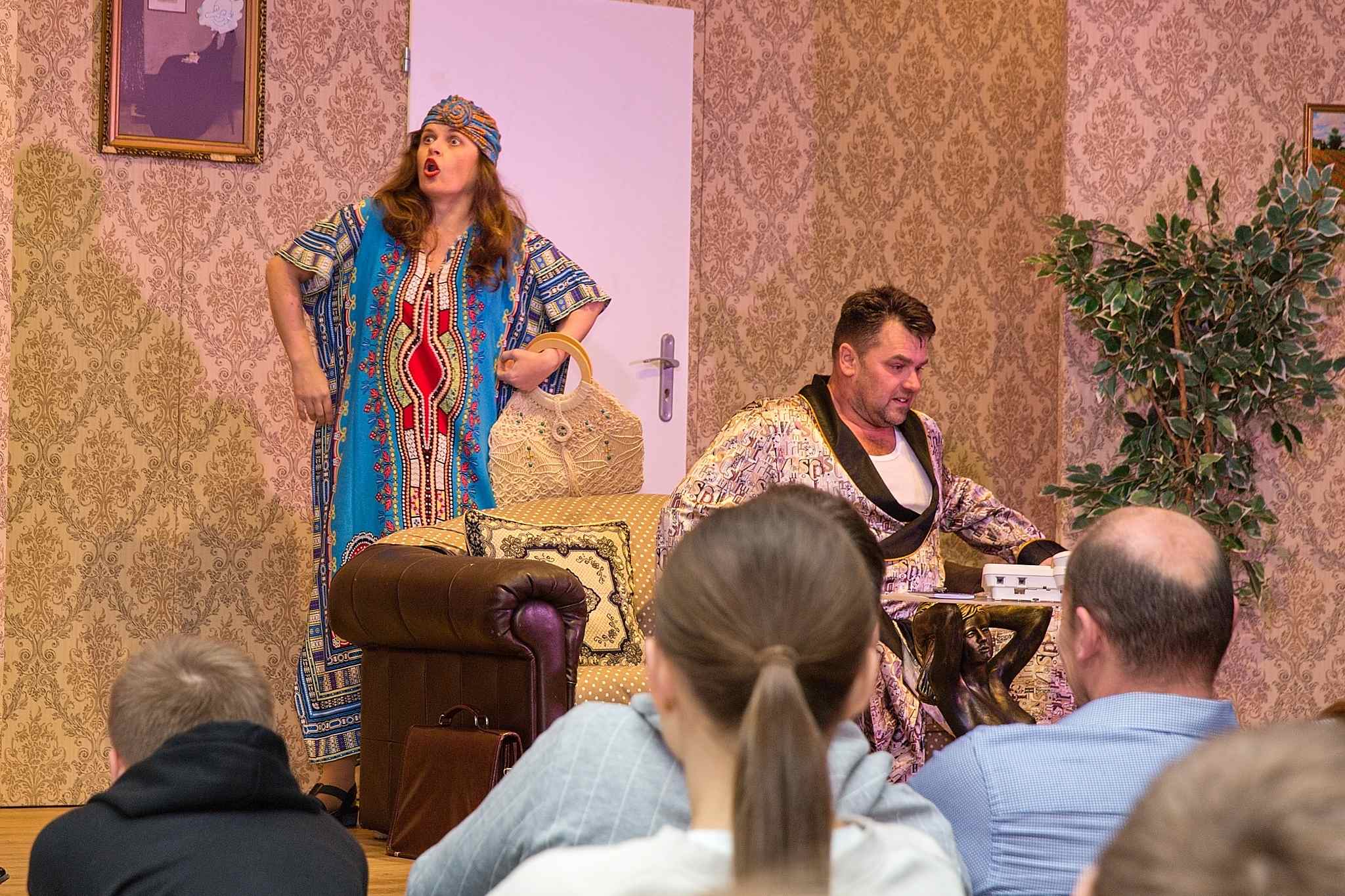 Dobrovodští kohouti - Blbec k večeři